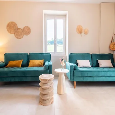 Charming With Private Pool Hautefort