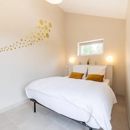 Charming With Private Pool Hautefort