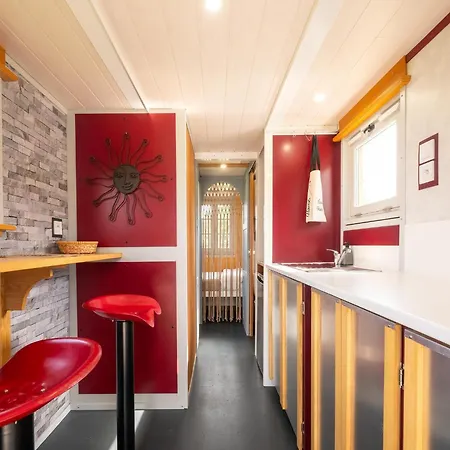 Dom wakacyjny Charming With Private Pool Hautefort