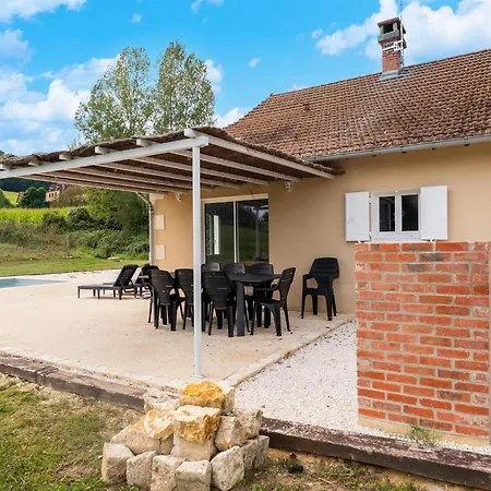 Feriehus Charming With Private Pool Hautefort