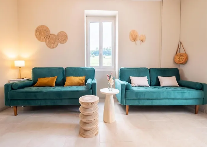 Charming With Private Pool Hautefort