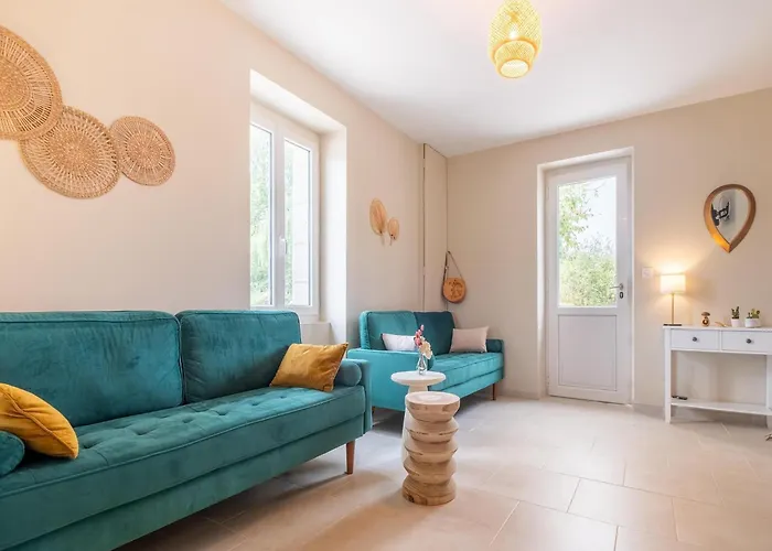 Charming With Private Pool Feriehus Hautefort