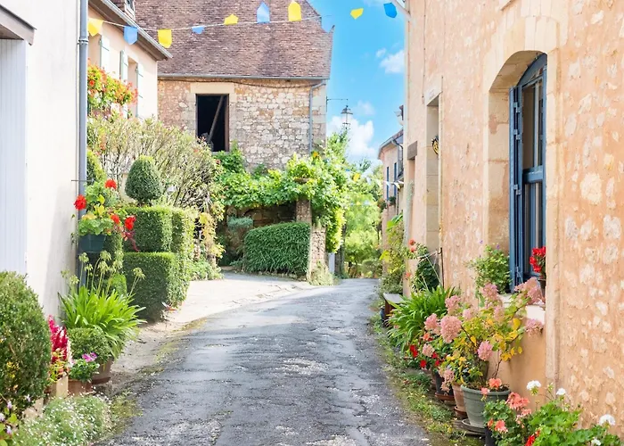 Charming With Private Pool *